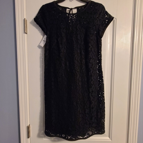 LOFT Dresses & Skirts - LOFT Lace Dress